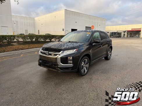 Used 2024 Mitsubishi Outlander Sport SE image 1