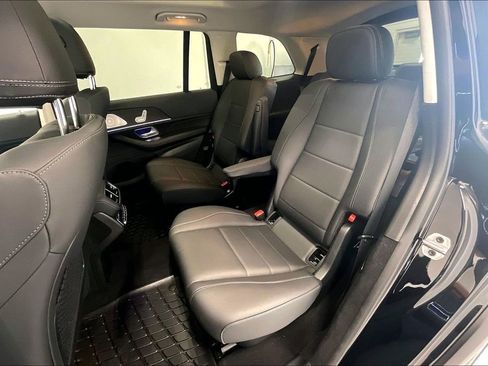 Used 2026 Mercedes-Benz GLS 450 4MATIC image 20
