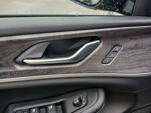 Used 2023 Jeep Grand Cherokee L Limited image 13