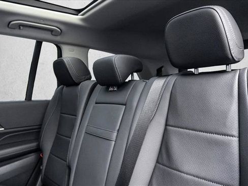 Certified 2026 Mercedes-Benz GLS 450 4MATIC image 22