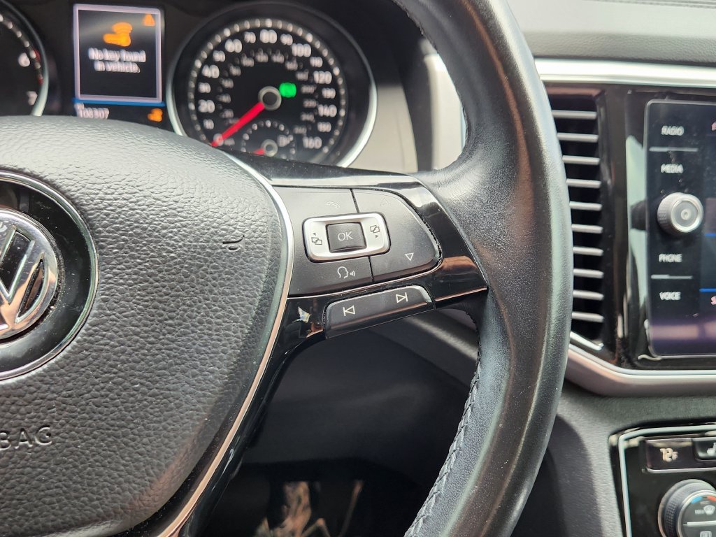 Used 2018 Volkswagen Atlas SEL AWD/4WD image 18