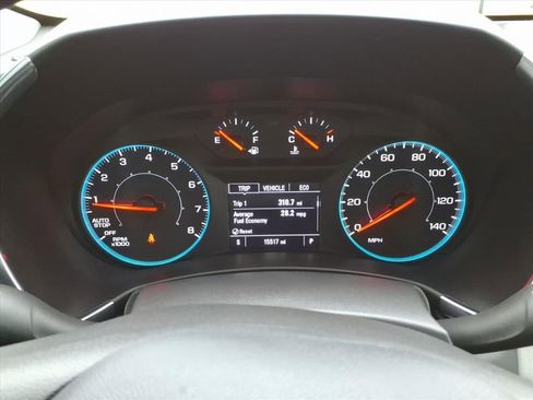 Used 2021 Chevrolet Equinox LS w/ LS Convenience Package image 16