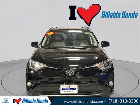 Used 2018 Toyota RAV4 XLE image 7