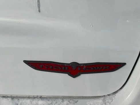 New 2026 Jeep Compass Trailhawk w/ Sun, Sound & Navigation Group AWD/4WD image 34