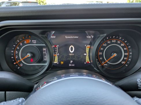 New 2025 Jeep Wrangler Sahara image 31