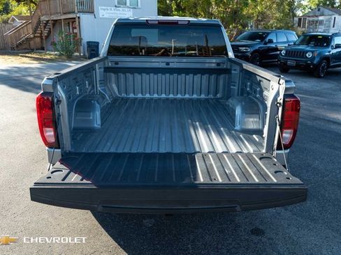 Used 2024 GMC Sierra 1500 Elevation image 8