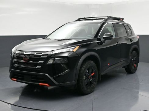 New 2026 Nissan Rogue SV image 3