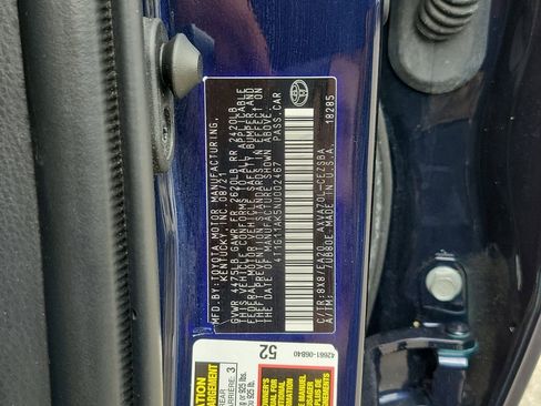 Used 2022 Toyota Camry SE image 31