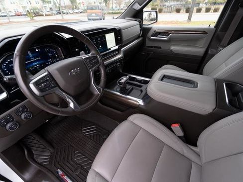 Used 2022 Chevrolet Silverado 1500 RST w/ Convenience Package II image 27