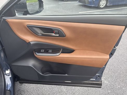 New 2025 Toyota Crown Signia w/ Advanced Technology Package image 39