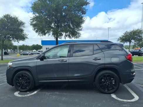 Used 2021 GMC Terrain SLE w/ Driver Convenience Package FWD image 10
