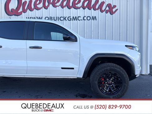Used 2026 GMC Canyon Elevation w/ Convenience Package image 32