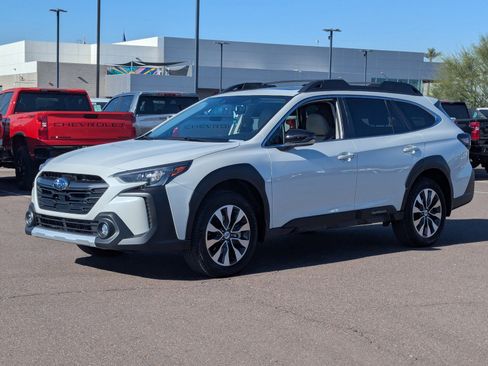 Used 2023 Subaru Outback Limited XT image 2