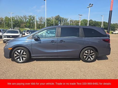 Used 2025 Honda Odyssey EX-L image 4