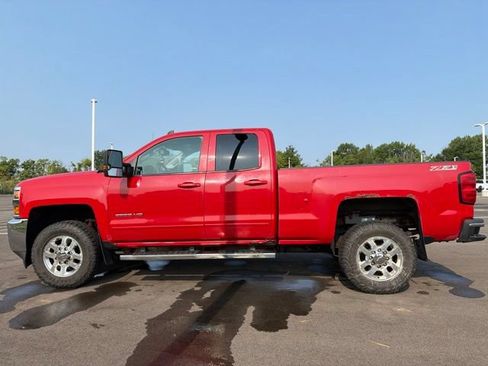 Used 2015 Chevrolet Silverado 2500 LT w/ LT Convenience Package AWD/4WD image 13