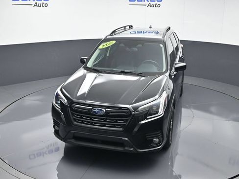 Used 2023 Subaru Forester Premium AWD/4WD image 49