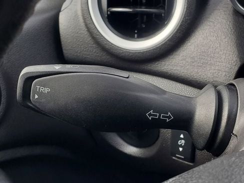 Used 2015 Ford Fiesta SE FWD image 13