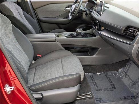 Used 2022 Nissan Rogue SV image 21