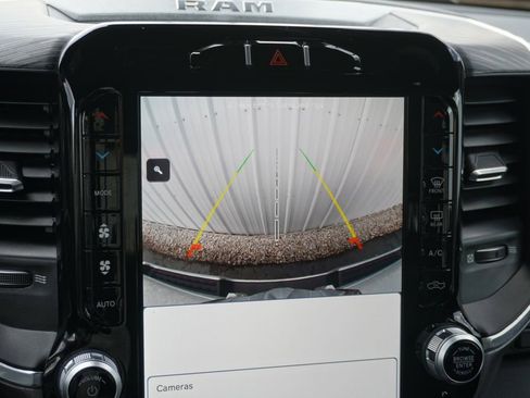 Used 2023 RAM 1500 Laramie image 40