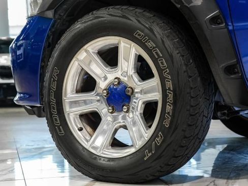 Used 2015 RAM 1500 Express AWD/4WD image 76