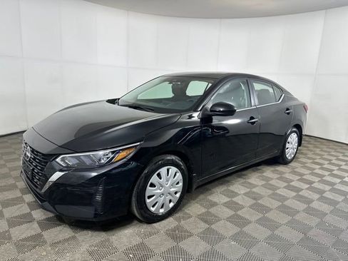 Used 2024 Nissan Sentra S image 7