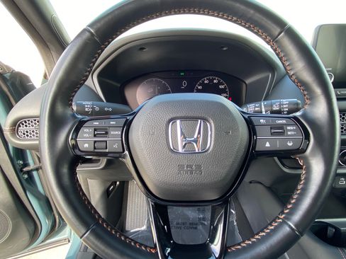 Used 2025 Honda HR-V Sport image 25