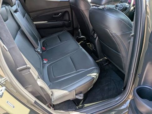 Used 2025 Hyundai Santa Cruz SEL FWD image 32