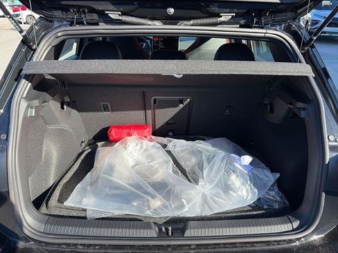 New 2026 Volkswagen GTI SE FWD image 10