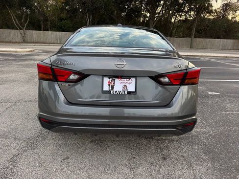 Used 2024 Nissan Altima 2.5 SV image 8