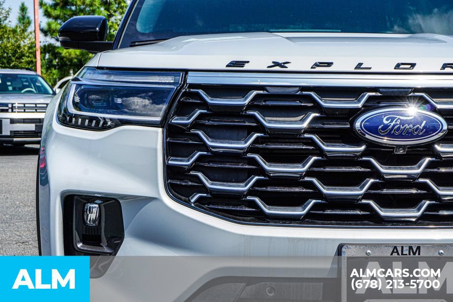 Used 2025 Ford Explorer Platinum w/ LUX Leather Package AWD/4WD image 11