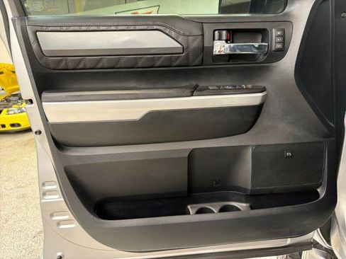 Used 2017 Toyota Tundra Platinum image 17