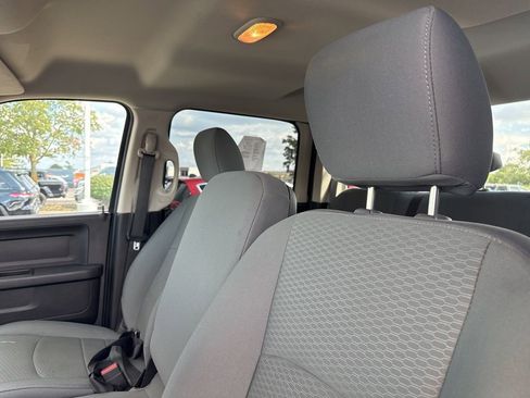 Used 2017 RAM 2500 Tradesman w/ Chrome Appearance Group image 11