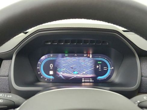 New 2025 Volvo XC90 T8 Plus w/ Protection Package Premier image 28