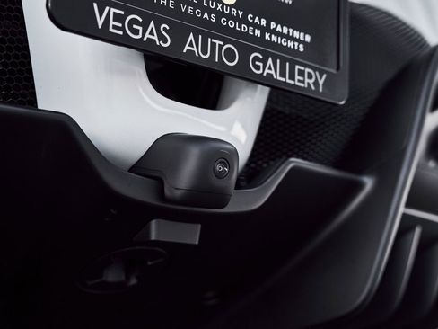 Used 2025 Ferrari SF90 Spider image 15