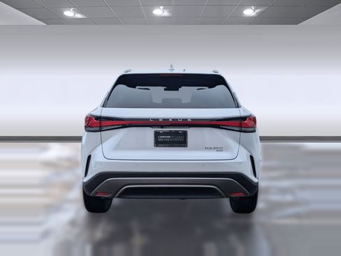 Used 2025 Lexus RX 350 w/ Luxury Package image 9