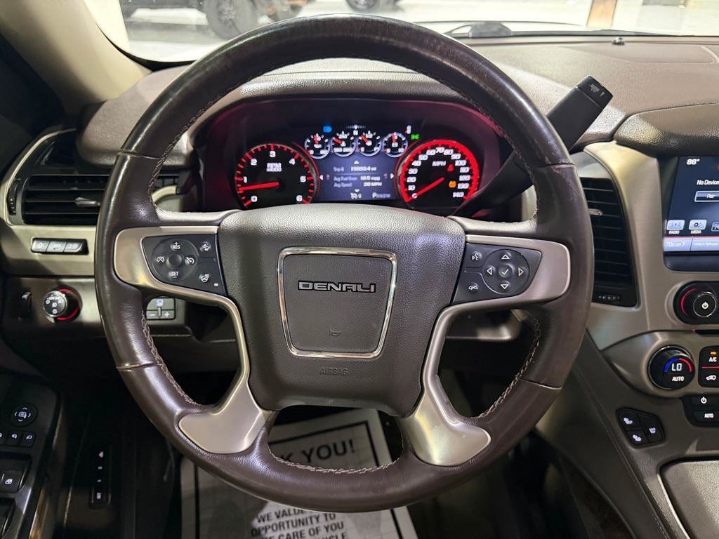 Used 2016 GMC Yukon Denali RWD image 23