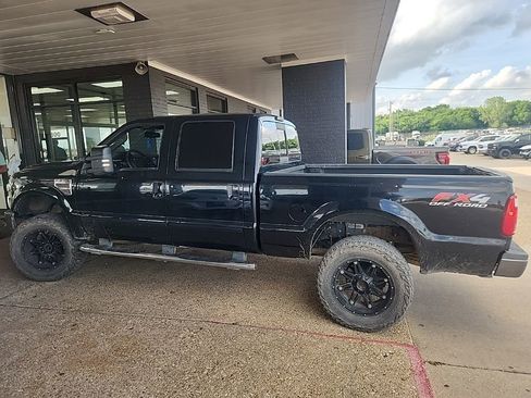 Used 2009 Ford F250 4x4 Crew Cab Super Duty image 3