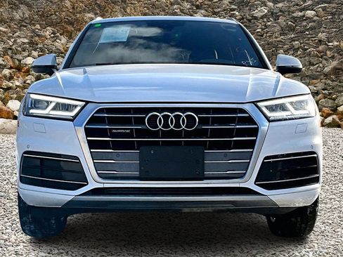 Used 2018 Audi Q5 2.0T Premium Plus w/ Premium Plus Package image 3