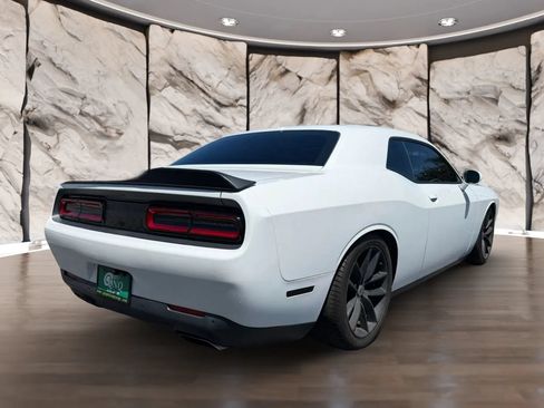 Used 2018 Dodge Challenger R/T Scat Pack RWD image 6