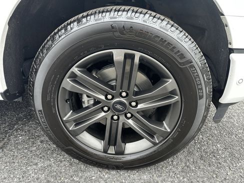 Used 2021 Ford F150 Lariat w/ Equipment Group 502A High image 4