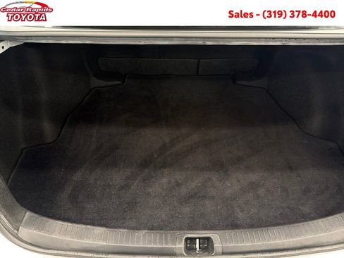 Certified 2024 Toyota Corolla SE image 20