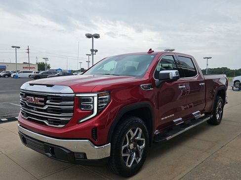 Used 2024 GMC Sierra 1500 SLT w/ SLT Premium Plus Package AWD/4WD image 2
