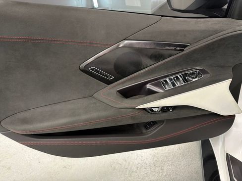 Used 2023 Chevrolet Corvette Stingray Premium Conv RWD image 11