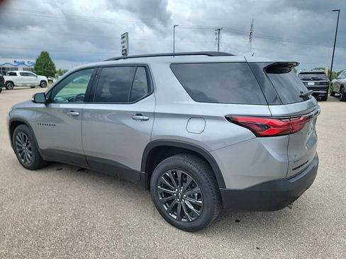 Certified 2023 Chevrolet Traverse RS w/ LPO, Floor Liner Package AWD/4WD image 11