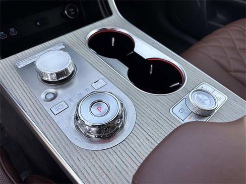 Used 2025 Genesis GV80 3.5T Prestige image 27