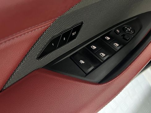 Used 2022 BMW 430i Convertible w/ M Sport Package image 11