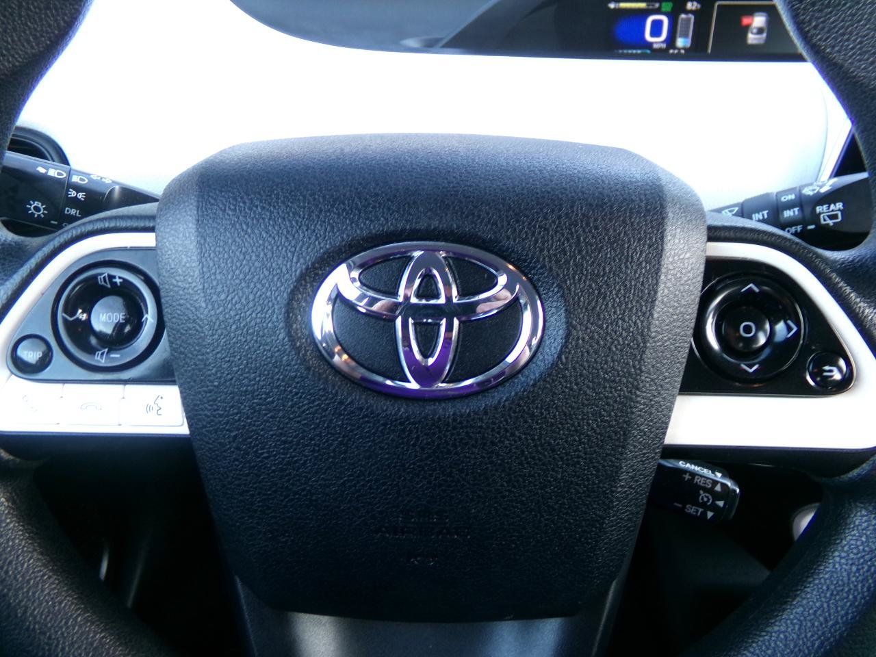 Used 2016 Toyota Prius Two FWD image 10