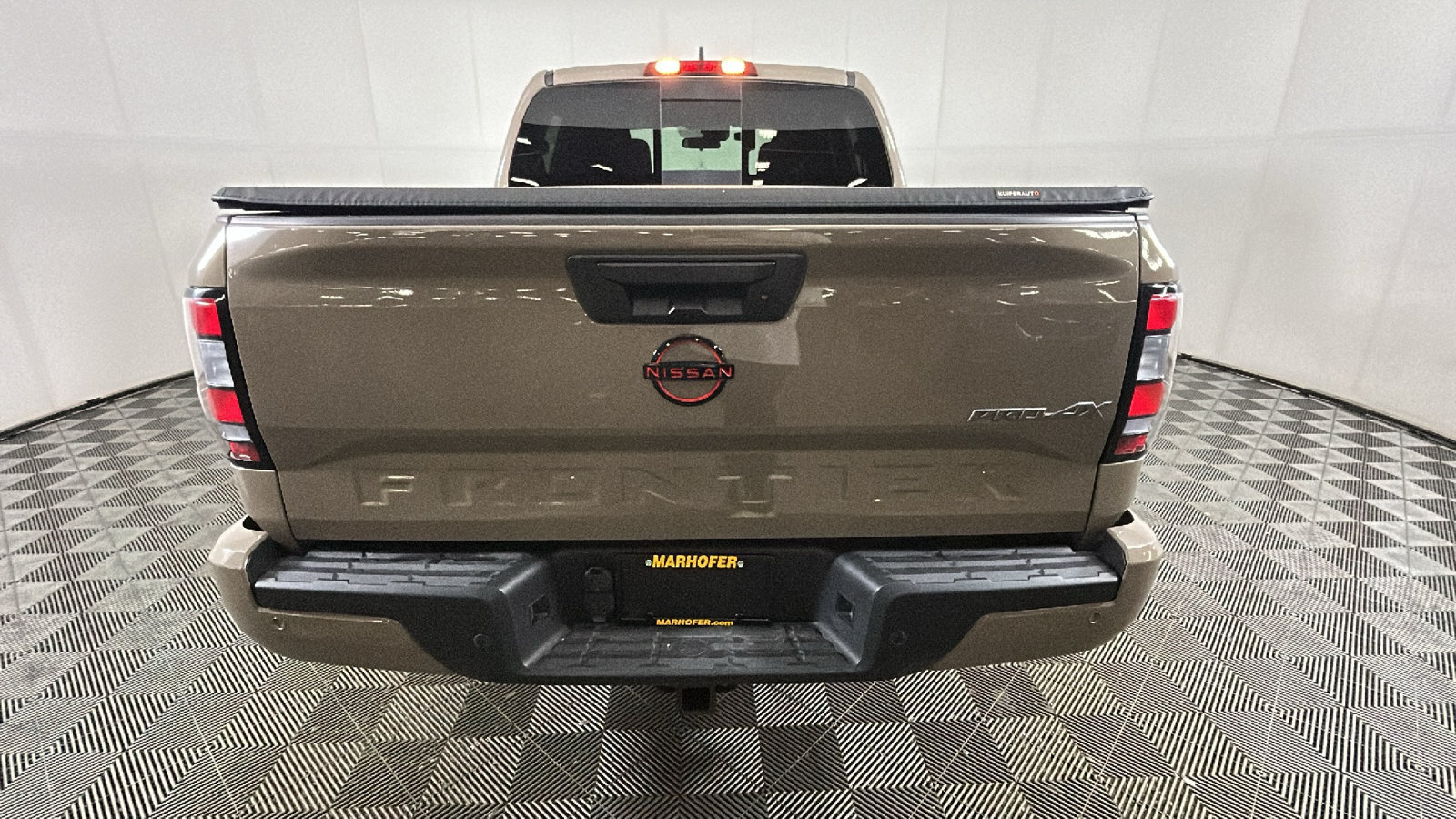 Used 2023 Nissan Frontier PRO-4X w/ Technology Package AWD/4WD image 4