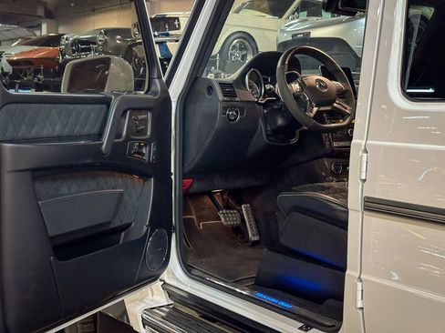 Used 2017 Mercedes-Benz G 550 Squared image 45