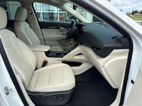 Used 2023 Buick Envision Essence FWD image 29